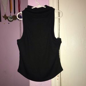 Turtle neck tank top